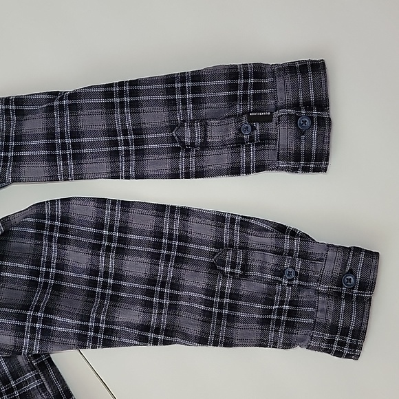 Quicksilver Boys Flannel Plaid Long Sleeve Shirt/ 7X. - Picture 6 of 9